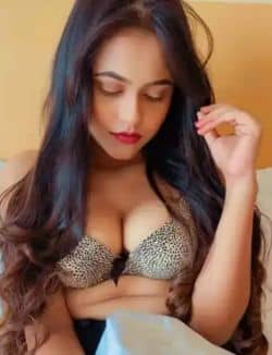 Zoya 28 year call girls in Mumbai 